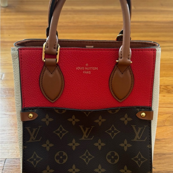 Louis Vuitton Tricolor Leather Monogram Fold PM Tote Satchelc, size 8x9x7.5 - Picture 13 of 16